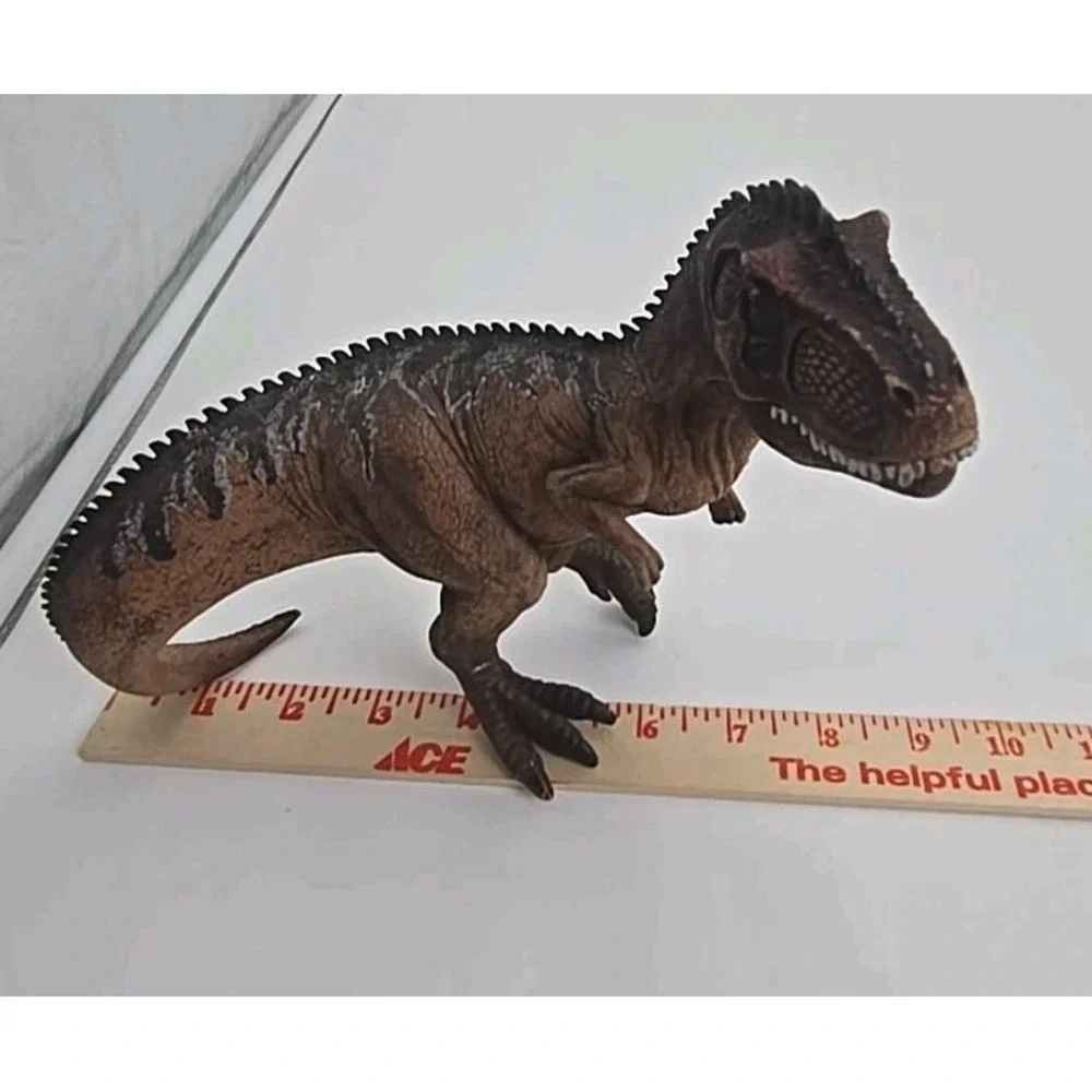 schleich giganotosaurus dinosaur